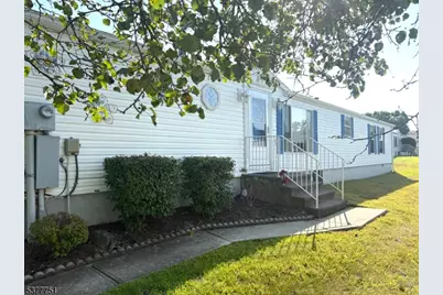 6 Starlight Terr, White Township, NJ 07823 - Photo 1