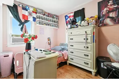 211 Bradford Ave, Linden, NJ 07036 - Photo 9