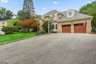 42 Silver Spring Ct, East Hanover Township, NJ 07936 - Photo 1