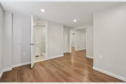 711 Indian Rd, Wayne, NJ 07470 - Photo 23