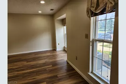 502 Dunn Cir, Bridgewater, NJ 08807 - Photo 5