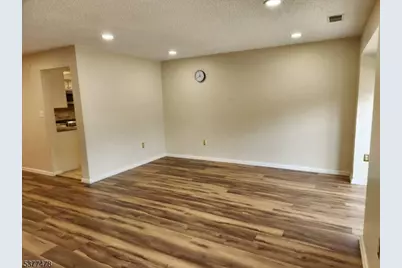 502 Dunn Cir, Bridgewater, NJ 08807 - Photo 3