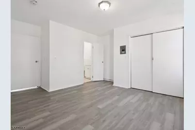 85 Lang St, Newark, NJ 07105 - Photo 7