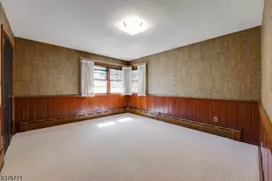 17 Oxford Dr, Livingston, NJ 07039 - Photo 17