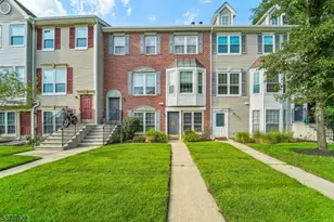 1271 Heath Ct, Mahwah, NJ 07430 - Photo 1