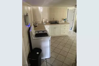 106-108 W Somerset St, Raritan, NJ 08869 - Photo 3