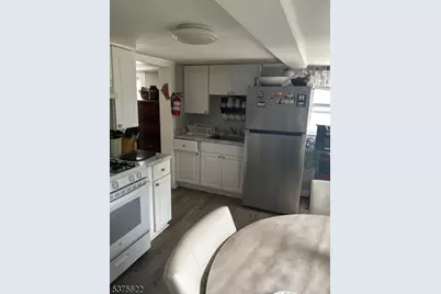106-108 W Somerset St, Raritan, NJ 08869 - Photo 17