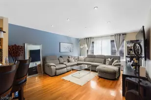 533 Livingston St, Elizabeth, NJ 07206 - Photo 1