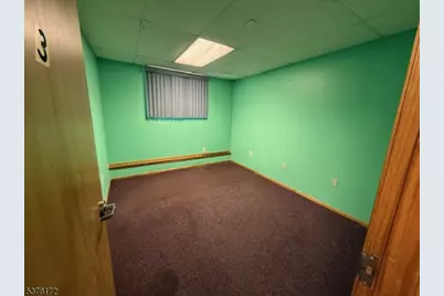 372 S Main St, Phillipsburg, NJ 08865 - Photo 7