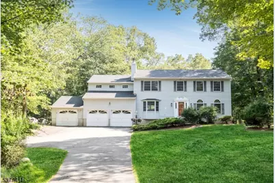 9 Papoose Trail, Hopatcong, NJ 07821 - Photo 1