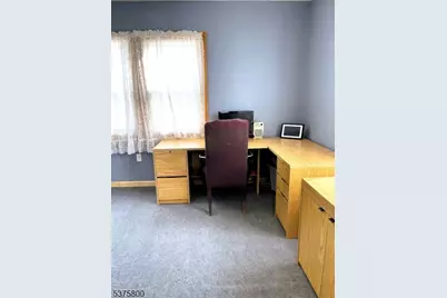 410 Horseneck Rd, Fairfield, NJ 07004 - Photo 11