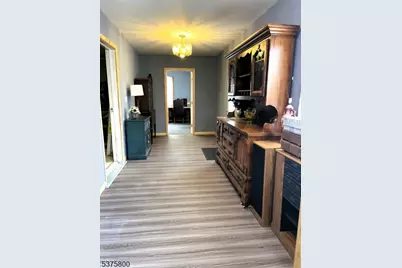 410 Horseneck Rd, Fairfield, NJ 07004 - Photo 7