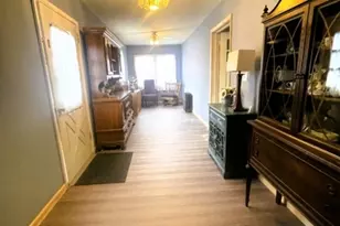 410 Horseneck Rd, Fairfield, NJ 07004 - Photo 5