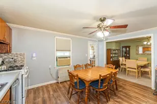 410 Horseneck Rd, Fairfield, NJ 07004 - Photo 19