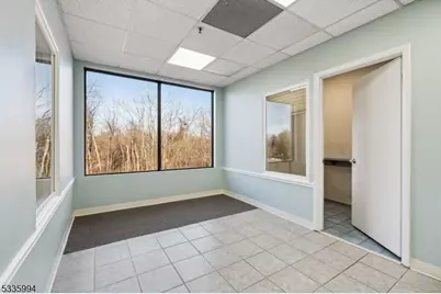 1527 Rt27, Franklin Township, NJ 08873 - Photo 7