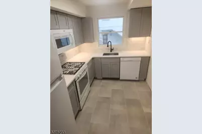 204 Bloomfield Ave #A, Montclair, NJ 07042 - Photo 3