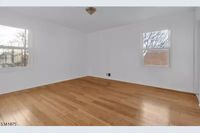 1129 Spruce St, Roselle, NJ 07203 - Photo 9