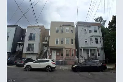 384 Badger Ave, Newark, NJ 07112 - Photo 1