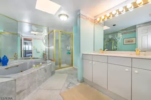 1360 Hamburg Turnpike, Wayne, NJ 07470 - Photo 19