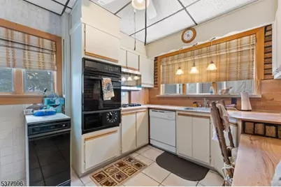 401 Brookside Pl, Garwood, NJ 07027 - Photo 7