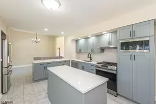 34 Maplewood Dr, Parsippany, NJ 07054 - Photo 1