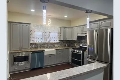 163 Wagaraw Rd, Hawthorne, NJ 07506 - Photo 7