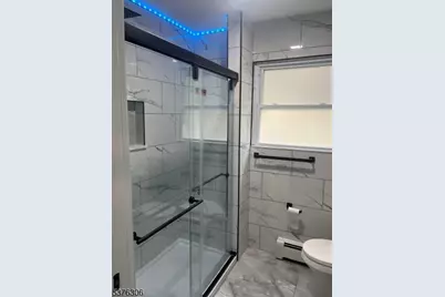 163 Wagaraw Rd, Hawthorne, NJ 07506 - Photo 13