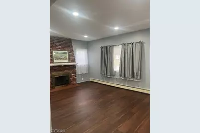 163 Wagaraw Rd, Hawthorne, NJ 07506 - Photo 3