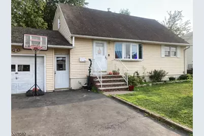 7 Lozrovich Pl, Woodland Park, NJ 07424 - Photo 1