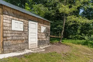 7080 Lt York-Mtpleasant, Alexandria Township, NJ 08848 - Photo 27