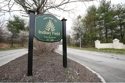 31 Meadow Pond Rd, Hardyston Township, NJ 07419 - Photo 1