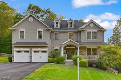 12 Hunter Dr, Mount Olive, NJ 07828 - Photo 1