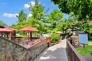 2 Chamonix Dr, Vernon, NJ 07462 - Photo 21