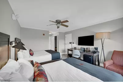 2 Chamonix Dr #332, Vernon, NJ 07462 - Photo 17