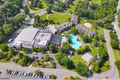 2 Chamonix Dr #332, Vernon, NJ 07462 - Photo 3