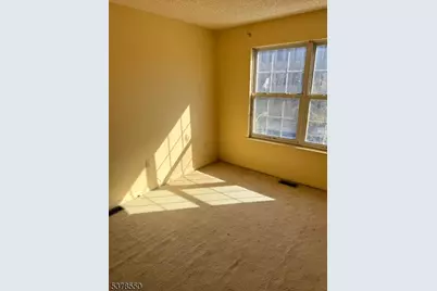 49B Wickliffe St, Newark, NJ 07103 - Photo 3