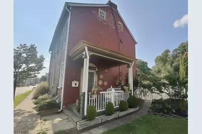 323 Water St, Belvidere, NJ 07823 - Photo 5