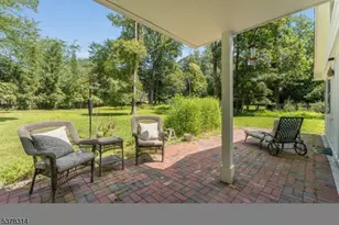 23 Valley View Dr, Raritan Township, NJ 08822 - Photo 29