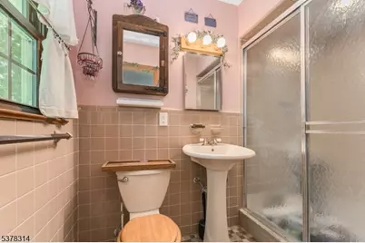 23 Valley View Dr, Raritan Township, NJ 08822 - Photo 25