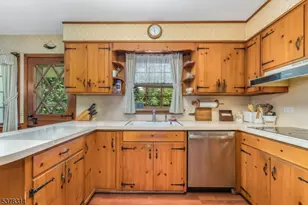 23 Valley View Dr, Raritan Township, NJ 08822 - Photo 7