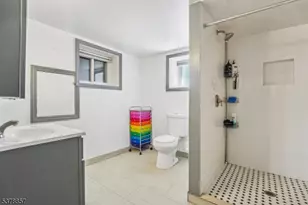 135 Bell St, Belleville Twp., NJ 07109 - Photo 15