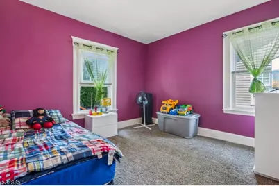 135 Bell St, Belleville Twp., NJ 07109 - Photo 19