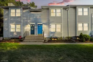 48 Village Dr, Hamburg, NJ 07419 - Photo 1