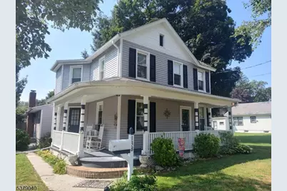 138 4th St, Belvidere, NJ 07823 - Photo 1