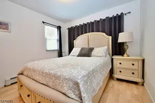 221 S Maryland Ave, Jefferson Township, NJ 07849 - Photo 7