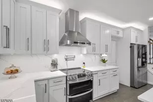 648 Black Oak Ridge Rd, Wayne, NJ 07470 - Photo 9