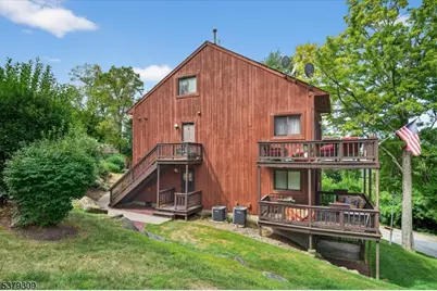 3 Red Lodge Dr #1, Vernon, NJ 07462 - Photo 1