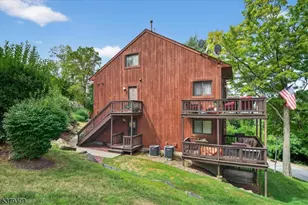 3 Red Lodge Dr, Vernon, NJ 07462 - Photo 1