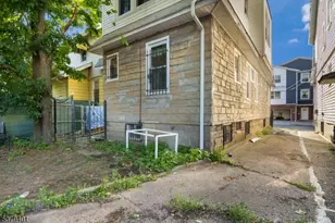 160 Isabella Ave, Newark, NJ 07106 - Photo 17