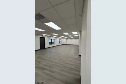 61 5th St, Somerville, NJ 08876 - Photo 5